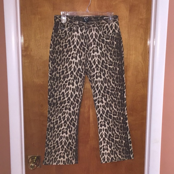 Juniors size 7/8 Leopard Cropped/Capri Pants XOXO - Picture 5 of 6